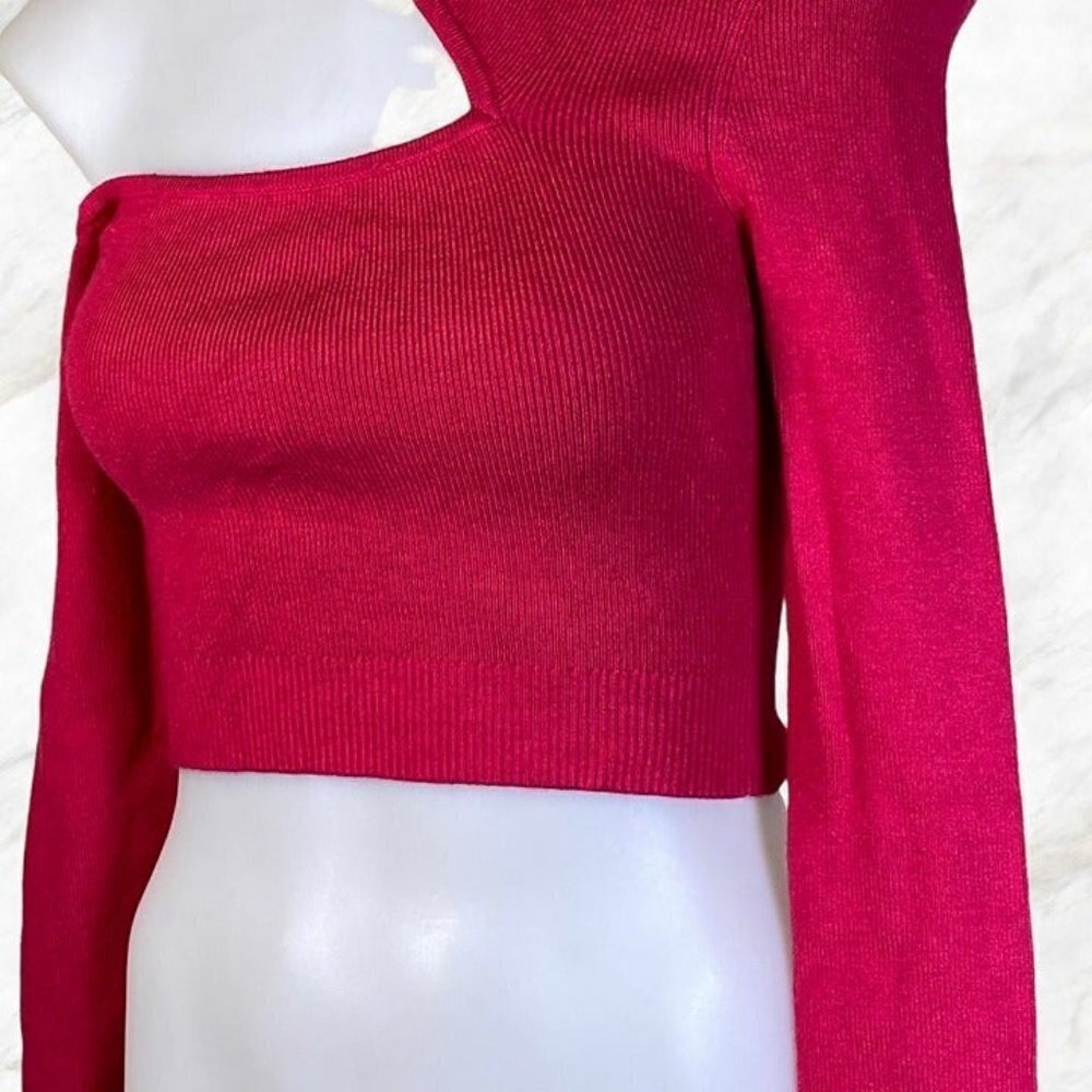 NBD Kyra Cropped Sweater - Raspberry - Picture 7 of 10